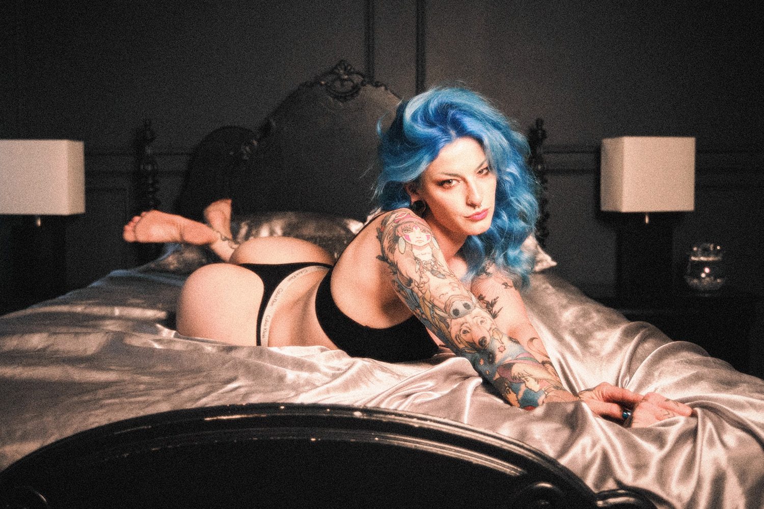Casual Gothic Boudoir boudoir photography in Dallas, image 4 of 12