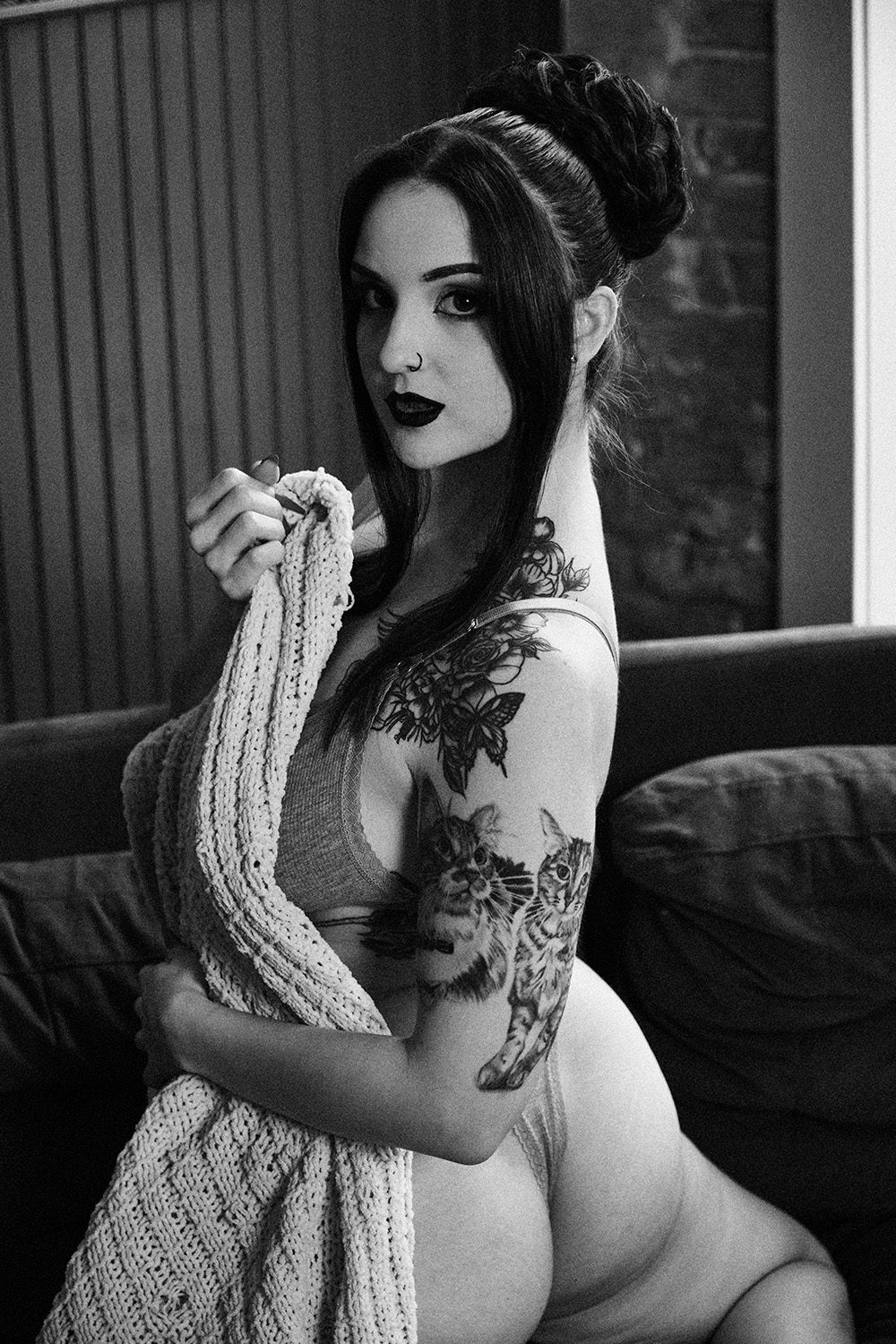 Elegant Cozy Boudoir boudoir photography in Dallas, image 10 of 15