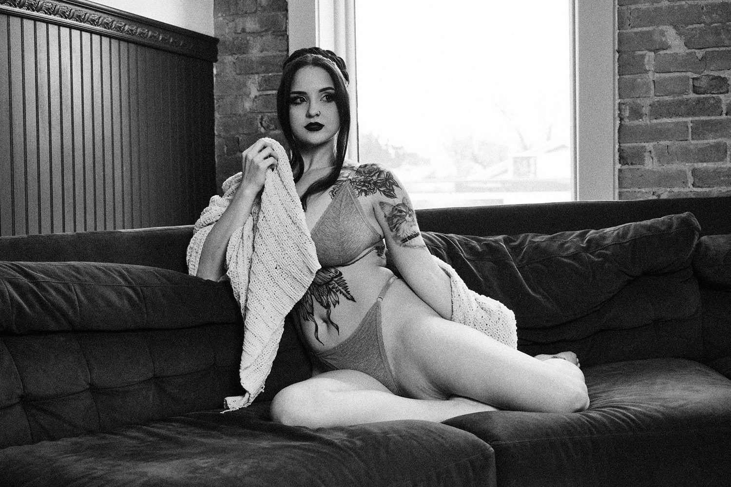 Elegant Cozy Boudoir boudoir photography in Dallas, image 14 of 15